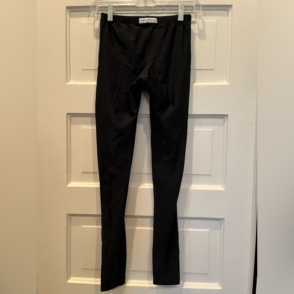 Under Armour black leggings for women, size S.